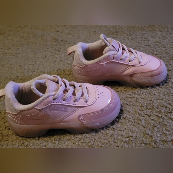 Reebok Pink Classics Club C Cardi - Picture 15 of 16